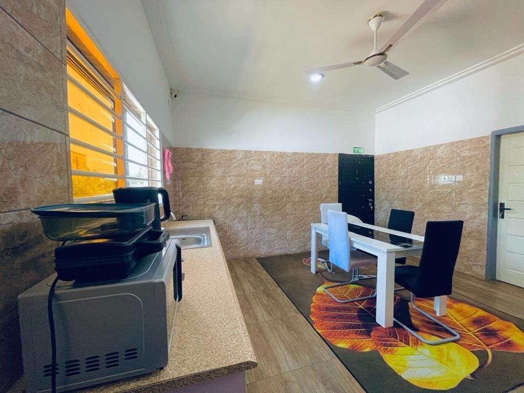 Rakka Guest House Adenta Exterior foto